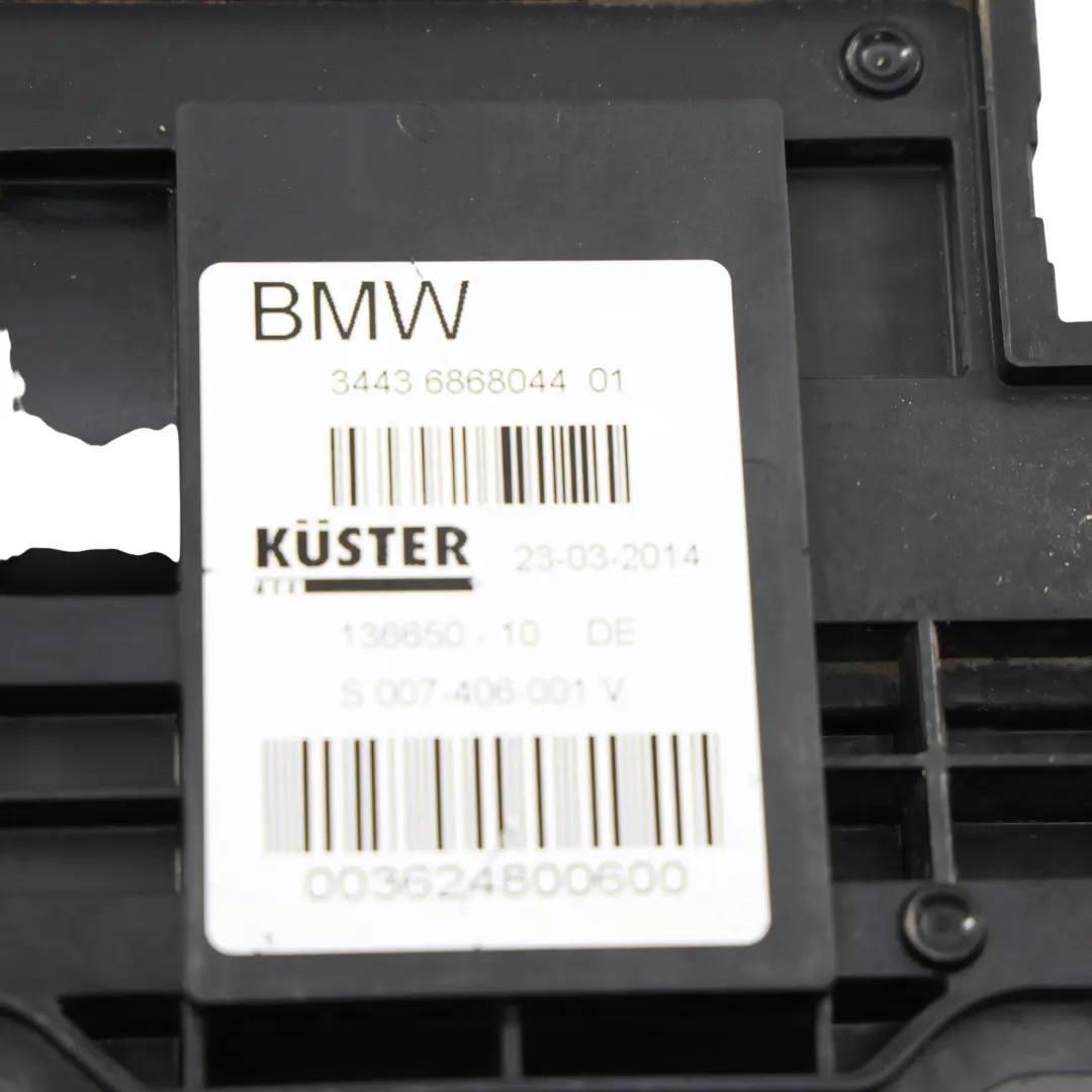 Módulo Control Freno Estacionamiento para BMW F01 F02 F04 con número de pieza 6868044 BMW F01 F02 F04 Módulo Control Freno Estacionamiento - SKU 6868044 - Número de pieza 6868044