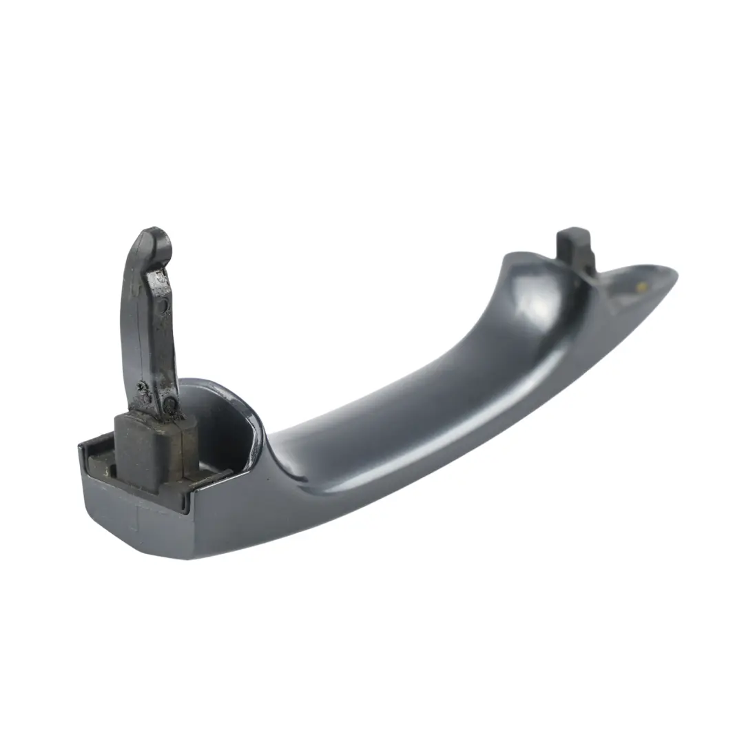 Poignée Porte Arrière Droite Gris Platine - A71 pour BMW E60 E61 à propos du numéro de pièce 6961444 BMW E60 E61 Poignée Porte Arrière Droite Gris Platine - A71 - SKU 6961444-PTG - Numéro de pièce 6961444