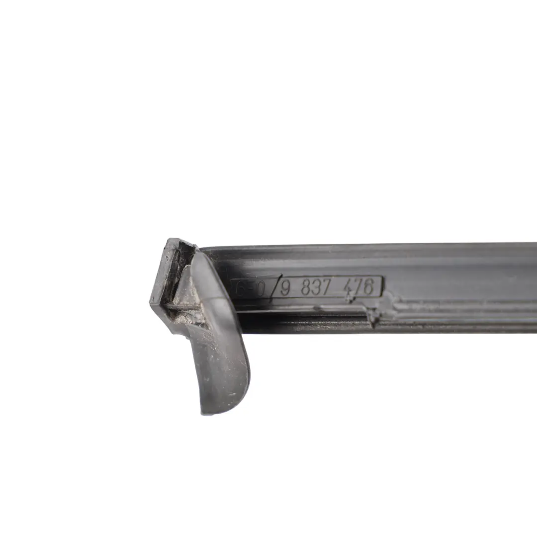 Mk5 Front Door Window Seal Trim Cover Outer Right O/S to Seat Ibiza with Part number 6F0837476C Seat Ibiza Mk5 Front Door Window Seal Trim Cover Outer Right O/S - SKU 6F0837476C - Part number 6F0837476C