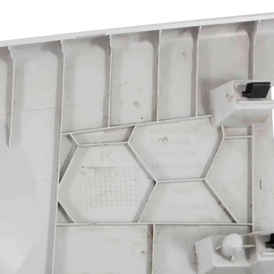Seat Ibiza 6F MK5 Moldura Pilar B Gris Derecho - SKU 6F0867244 - Número de pieza 6F0867244
