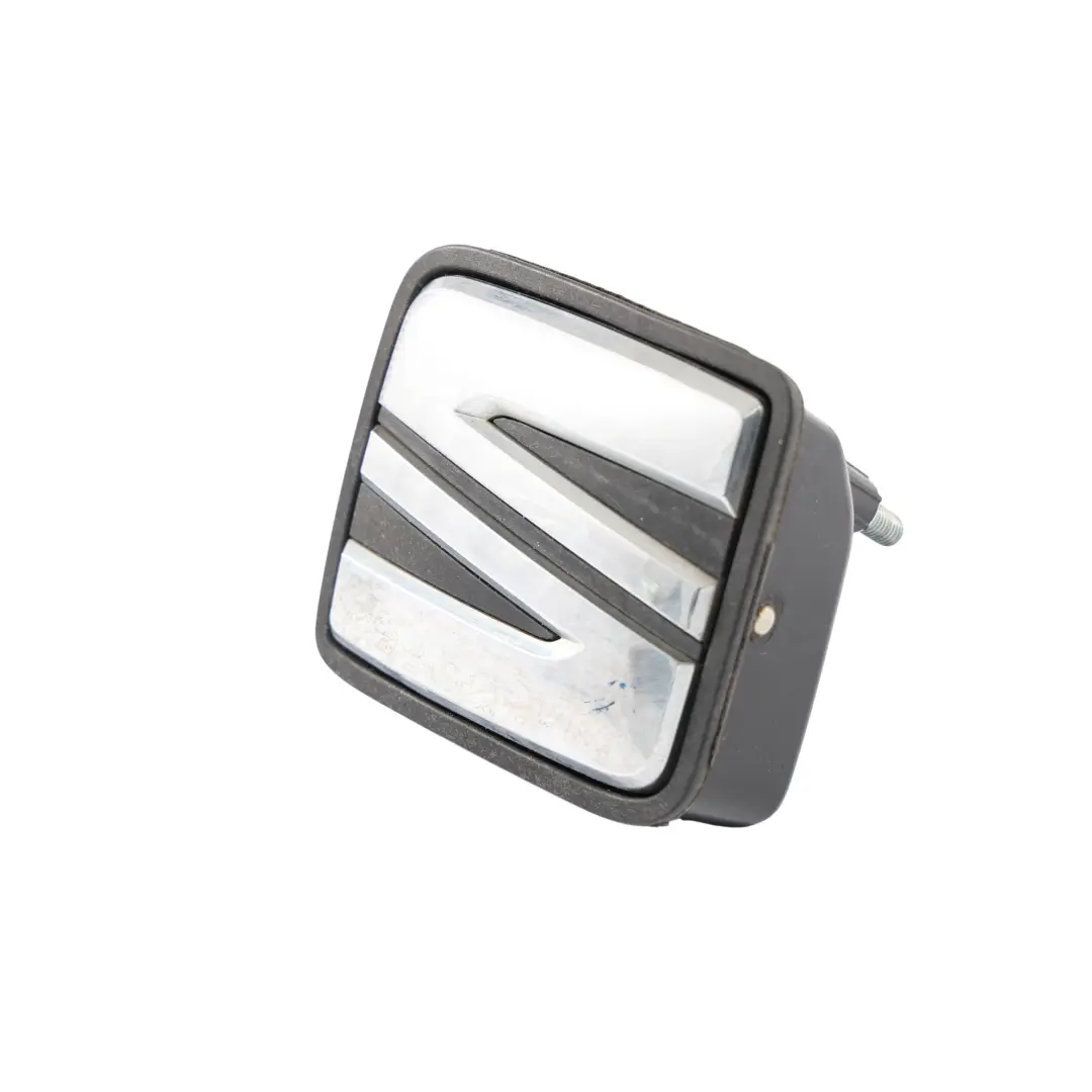 Mk5 Heckklappe Kofferraum Griff Außen Hinten für Seat Ibiza mit Teilenummer 6J0827565A Seat Ibiza Mk5 Heckklappe Kofferraum Griff Außen Hinten - SKU 6J0827565A - Teilenummer 6J0827565A