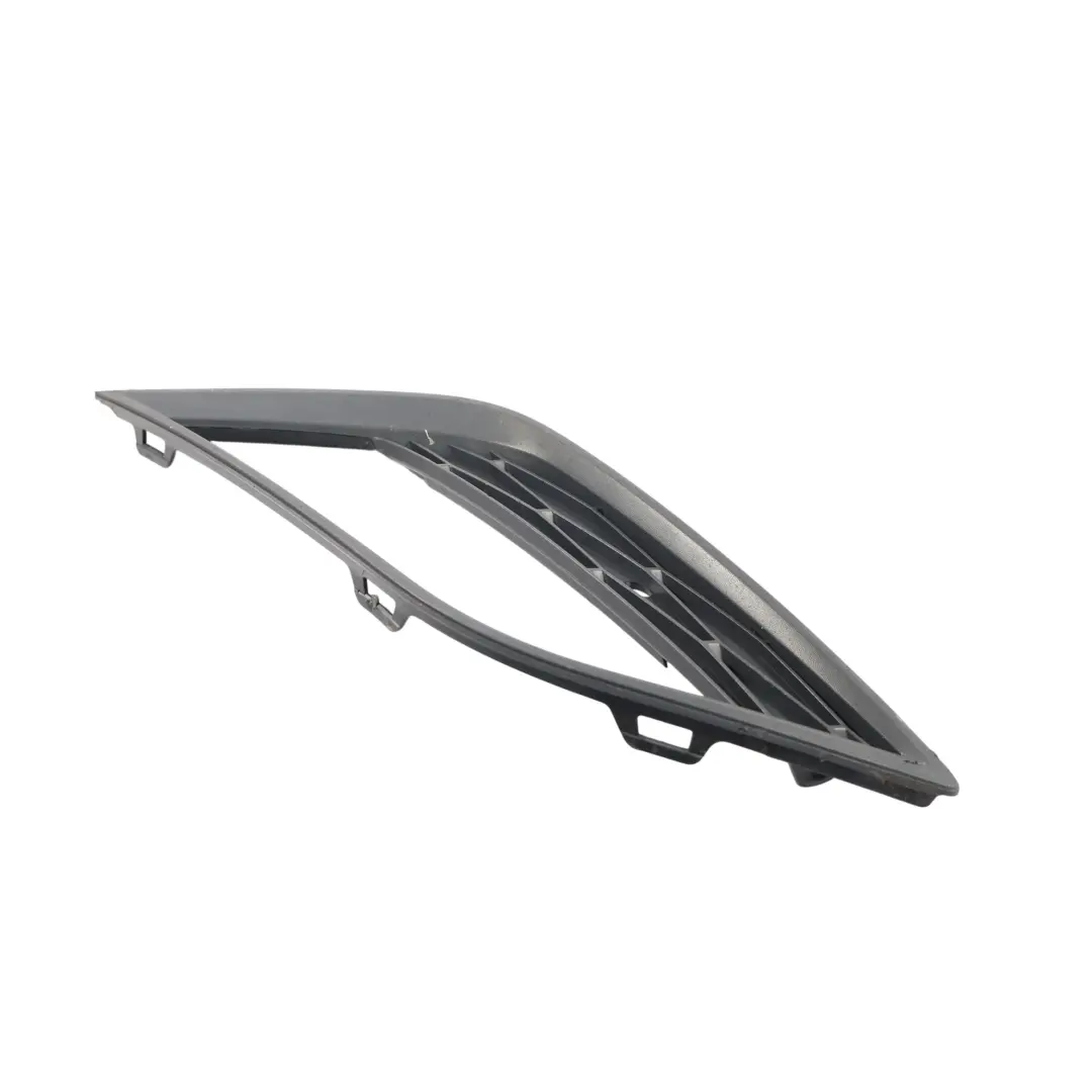 6J Grille Antibrouillard Pare-Chocs Avant Droit pour Seat Ibiza à propos du numéro de pièce 6J0853666E Seat Ibiza 6J Grille Antibrouillard Pare-Chocs Avant Droit - SKU 6J0853666E - Numéro de pièce 6J0853666E