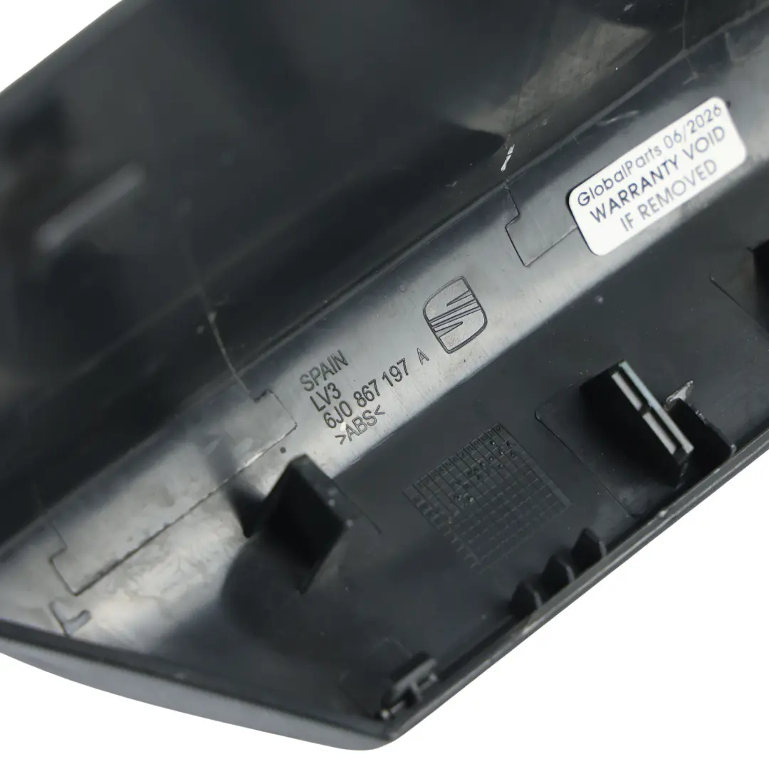 MK4 Cubierta Tirador Puerta Delantero Negro Izquierdo para Seat Ibiza con número de pieza 6J0867197A Seat Ibiza MK4 Cubierta Tirador Puerta Delantero Negro Izquierdo - SKU 6J0867197A - Número de pieza 6J0867197A