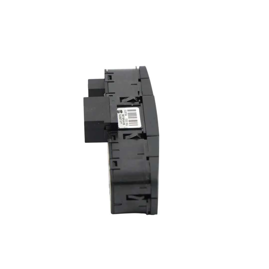 6J Centre Console Control Panel Switch Hazard Lights Black to Seat Ibiza with Part number 6J0927137T Seat Ibiza 6J Centre Console Control Panel Switch Hazard Lights Black - SKU 6J0927137T - Part number 6J0927137T
