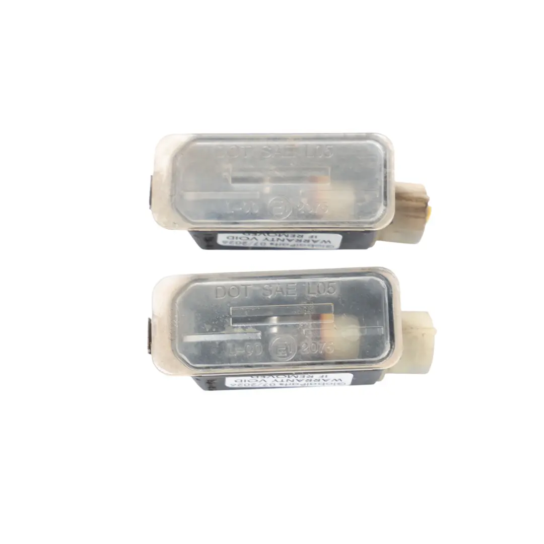 MK2 Kennzeichenleuchte Hinten Panel Set X2 für Ford Focus mit Teilenummer 6M2A-13550-AB Ford Focus MK2 Kennzeichenleuchte Hinten Panel Set X2 - SKU 6M2A-13550-AB - Teilenummer 6M2A-13550-AB