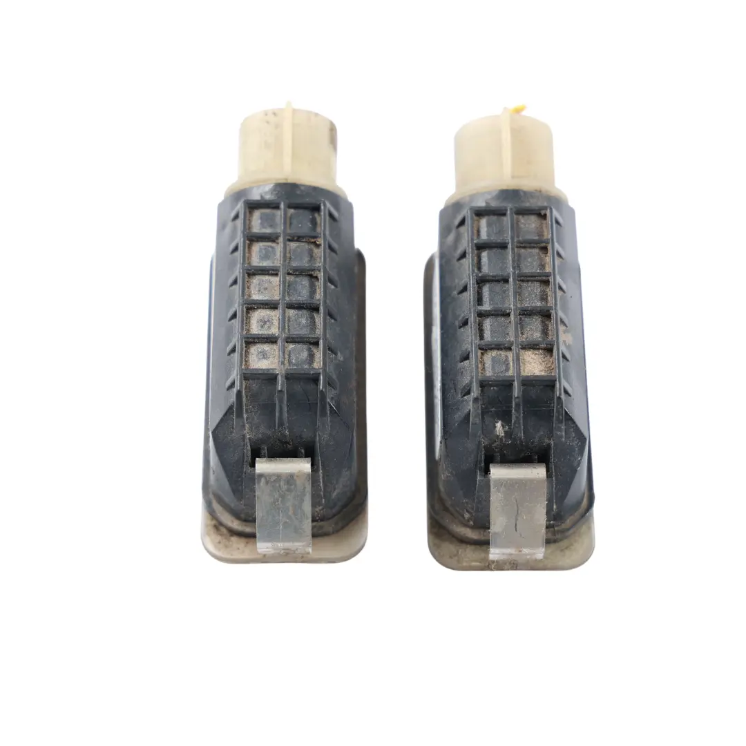 MK2 Feu Éclairage Plaque Immatriculation Arrière X2 pour Ford Focus à propos du numéro de pièce 6M2A-13550-AB Ford Focus MK2 Feu Éclairage Plaque Immatriculation Arrière X2 - SKU 6M2A-13550-AB - Numéro de pièce 6M2A-13550-AB