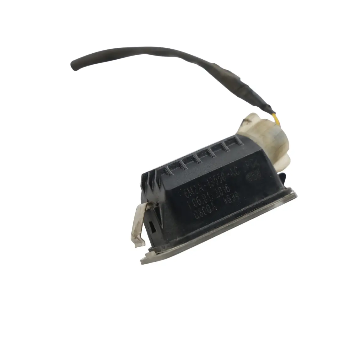 Mk8 Tylna Lampa Tablicy Rejestracyjnej do Ford Transit o numerze 6M2A-13550-AC Ford Transit Mk8 Tylna Lampa Tablicy Rejestracyjnej - SKU 6M2A-13550-AC - Numer Części 6M2A-13550-AC