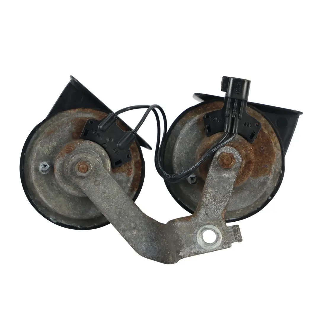 Clacson Sirena Allarme Doppio Gemello per Ford S-Max con numero di parte 6M2T-13A803-AD Ford S-Max Clacson Sirena Allarme Doppio Gemello - SKU 6M2T-13A803-AD - Numero di parte 6M2T-13A803-AD