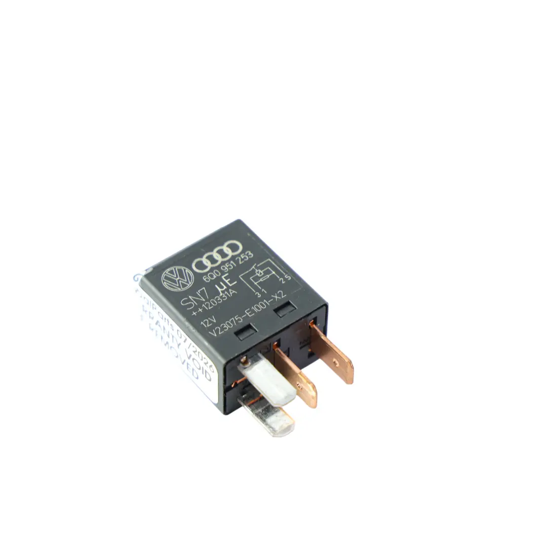 Mk4 Passat B7 Additional Brake Light Relay 4 Pin Black to Volkswagen Polo with Part number 6Q0951253 Volkswagen Polo Mk4 Passat B7 Additional Brake Light Relay 4 Pin Black - SKU 6Q0951253 - Part number 6Q0951253