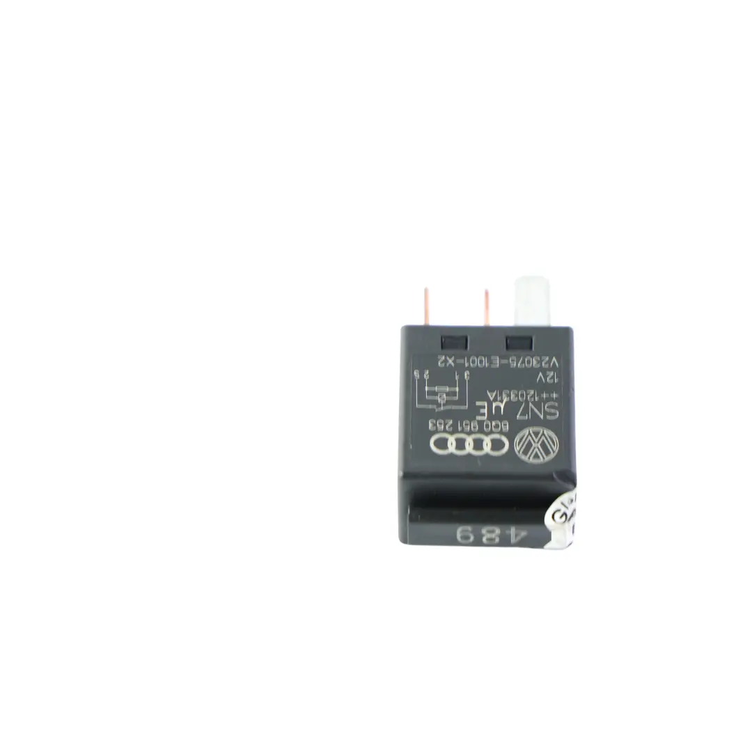 Volkswagen Polo MK4 Passat B7 Relais Feu Stop 4 Broches Noir - SKU 6Q0951253 - Numéro de pièce 6Q0951253