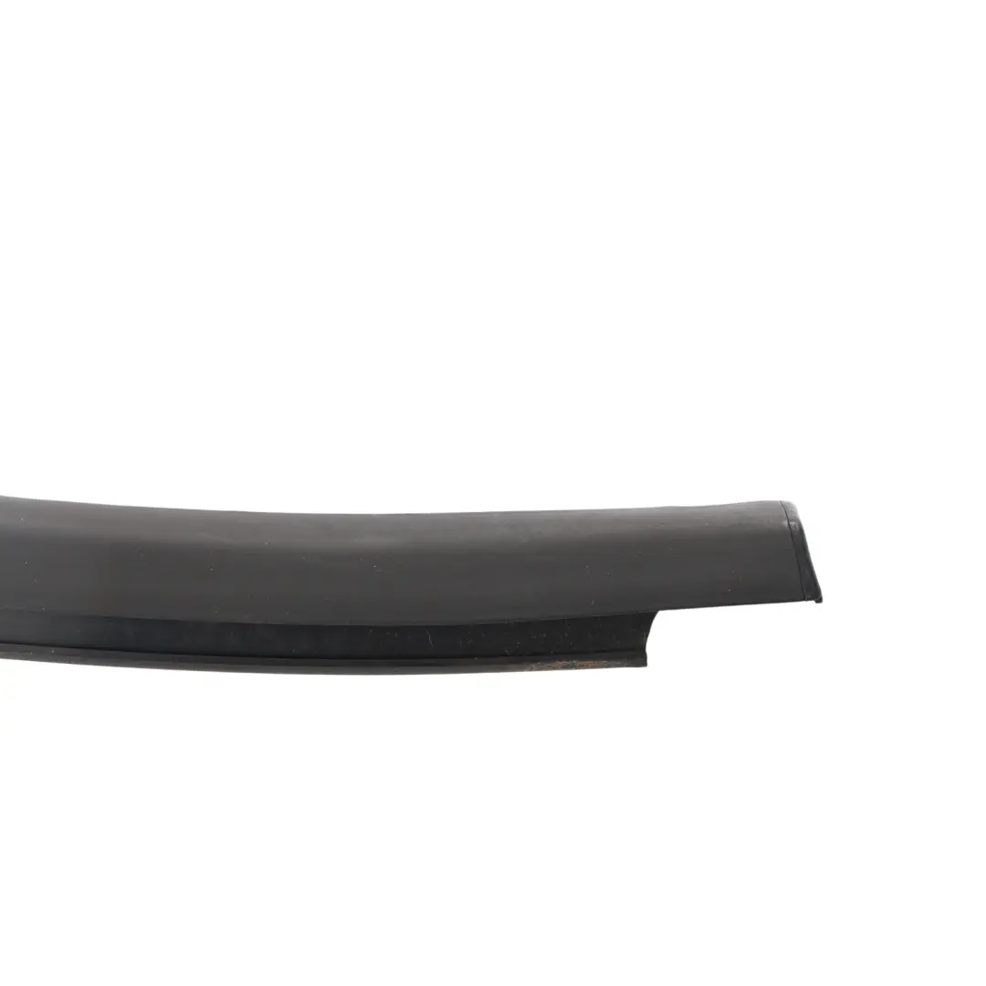 VW Polo 6R 5D Joint Extérieur Caoutchouc Vitre Porte Arrière Gauche - SKU 6R6839477 - Numéro de pièce 6R6839477