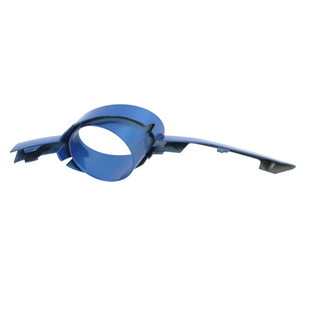 Skoda Fabia RS 6Y Mk1 Copertura Fendinebbia Anteriore Destra Blu Madra-8X - SKU 6Y0853656A-MDR - Numero di parte 6Y0853656A