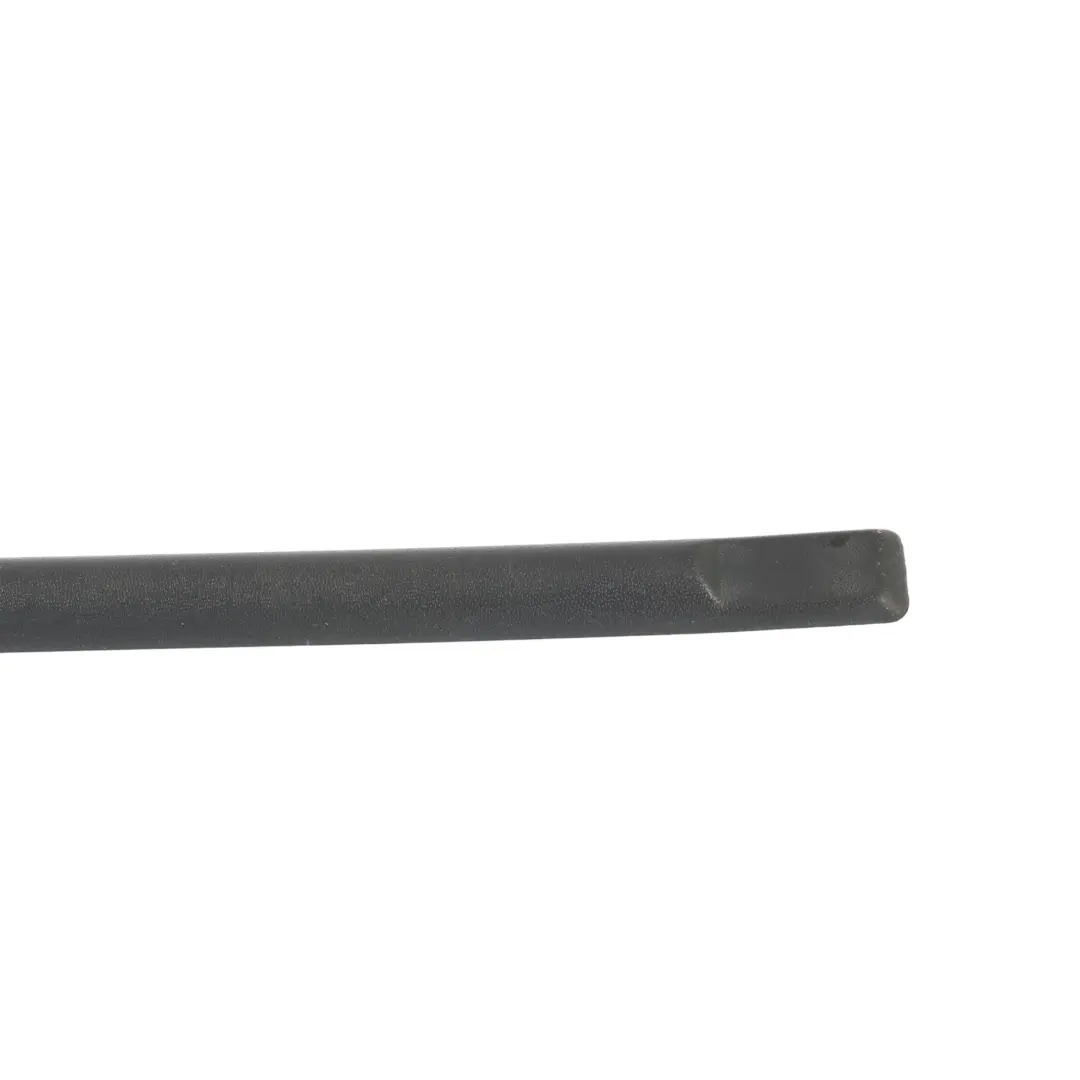 Mk1 6Y Rear Door Protective Trim Strip Right O/S Black 6Y0853516 to Skoda Fabia with Part number 6Y0853754 Skoda Fabia Mk1 6Y Rear Door Protective Trim Strip Right O/S Black 6Y0853516 - SKU 6Y0853754 - Part number 6Y0853754