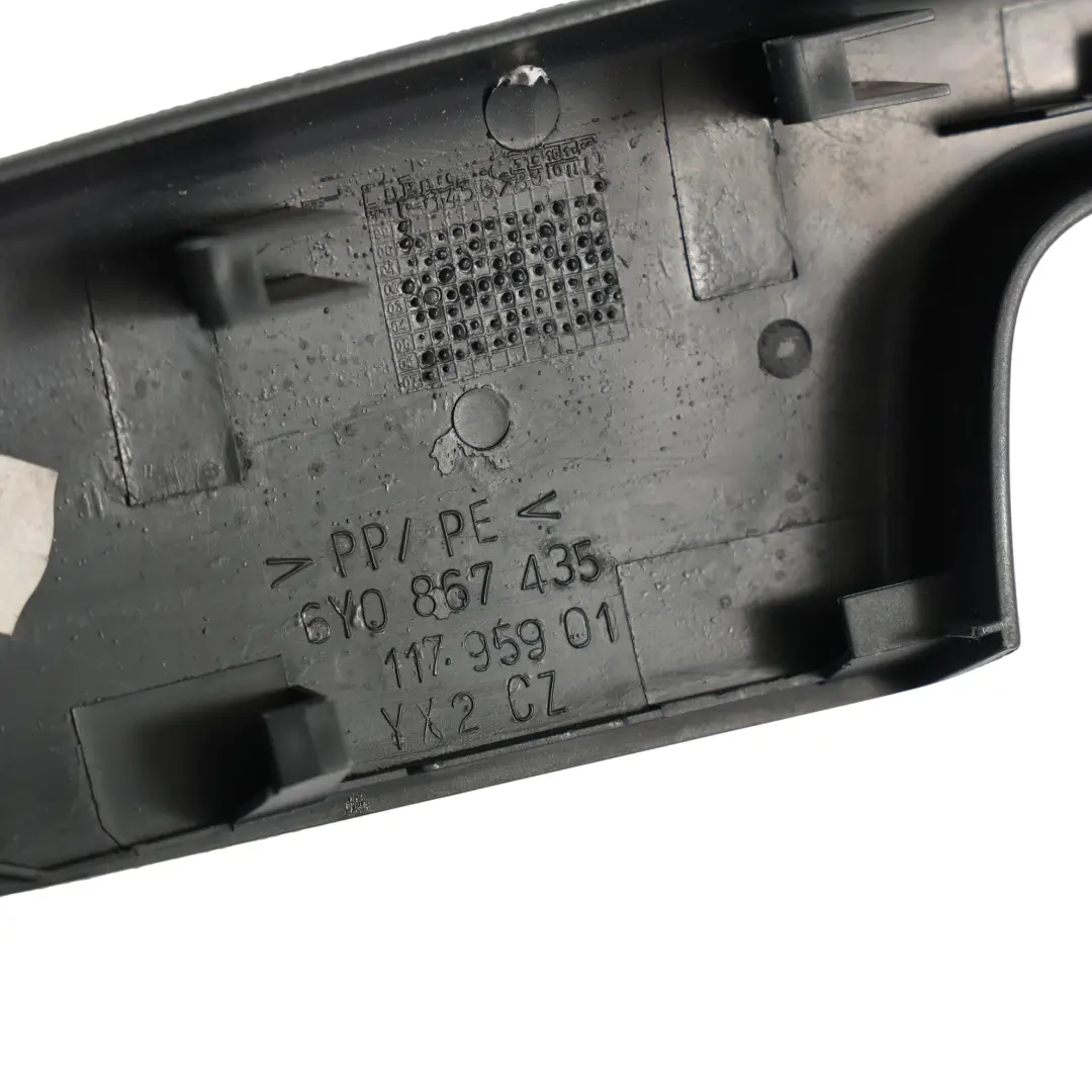6Y Garniture Panneau Commande Vitre Porte Avant Gauche pour Skoda Fabia à propos du numéro de pièce 6Y0867435 Skoda Fabia 6Y Garniture Panneau Commande Vitre Porte Avant Gauche - SKU 6Y0867435 - Numéro de pièce 6Y0867435