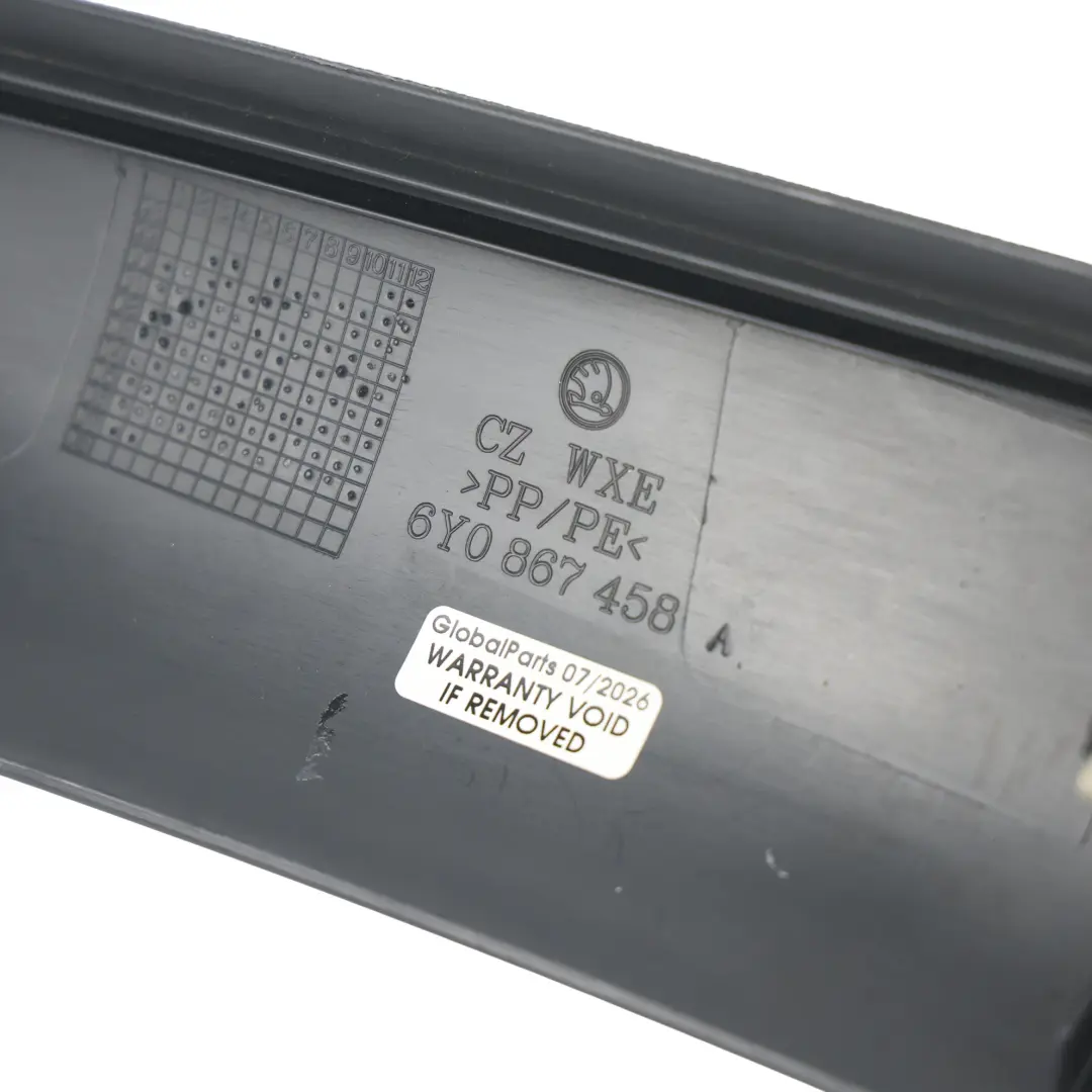 Skoda Fabia Mk1 6Y Górna Osłona Słupka A Prawa Czarna - SKU 6Y0867458A - Numer Części 6Y0867458A