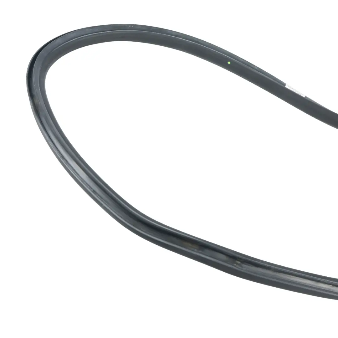 Joint Capot Arrière Compartiment Moteur pour BMW F01 F02 F03 F04 à propos du numéro de pièce 7019775 BMW F01 F02 F03 F04 Joint Capot Arrière Compartiment Moteur - SKU 7019775 - Numéro de pièce 7019775