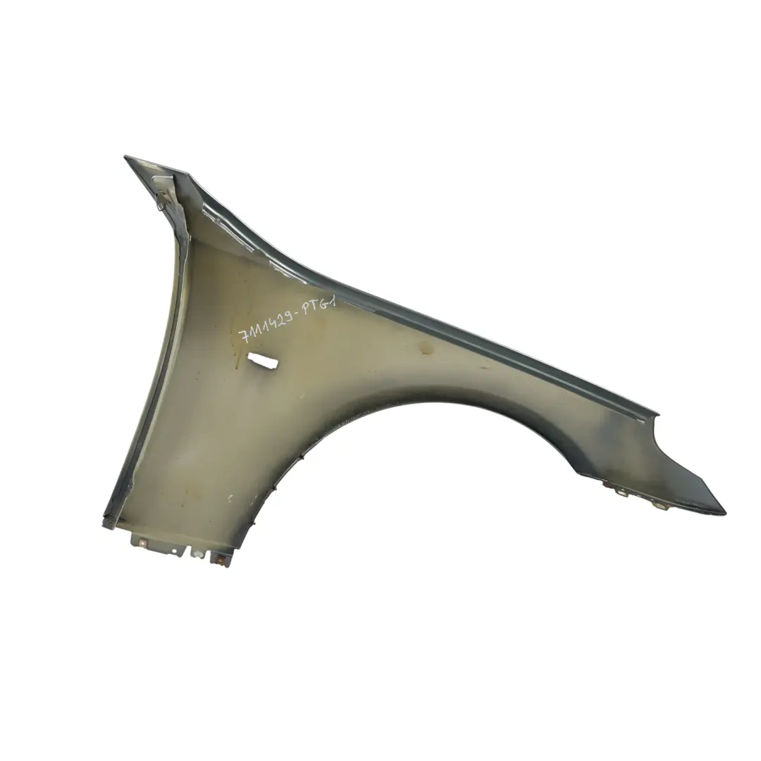 Guardabarros Delantero Izquierdo Verde Patagonia Metalizado A71 para BMW E60 E61 con número de pieza 7111429 BMW E60 E61 Guardabarros Delantero Izquierdo Verde Patagonia Metalizado A71 - SKU 7111429-PTG1 - Número de pieza 7111429