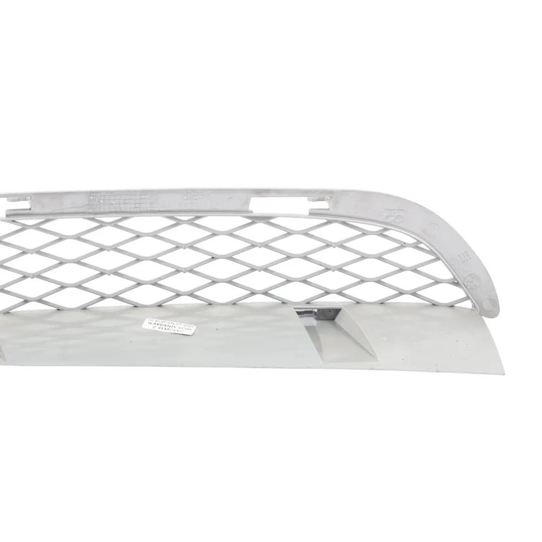 Grille Calandre Avant Supérieure Droite pour BMW X5 E53 à propos du numéro de pièce 7116398 BMW X5 E53 Grille Calandre Avant Supérieure Droite - SKU 7116398 - Numéro de pièce 7116398