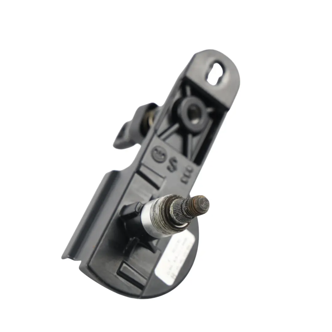 BMW E61 Eje Pivote Limpiaparabrisas Trasero - SKU 7117878 - Número de pieza 7117878
