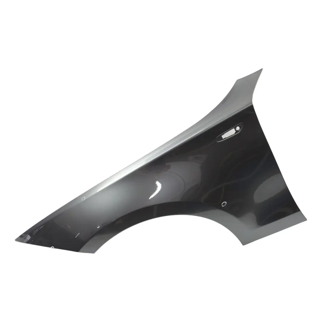BMW E81 E87 Panneau Latéral Aile Avant Gauche Sparkling Graphite - A22 - SKU 7133227-SG - Numéro de pièce 7133227