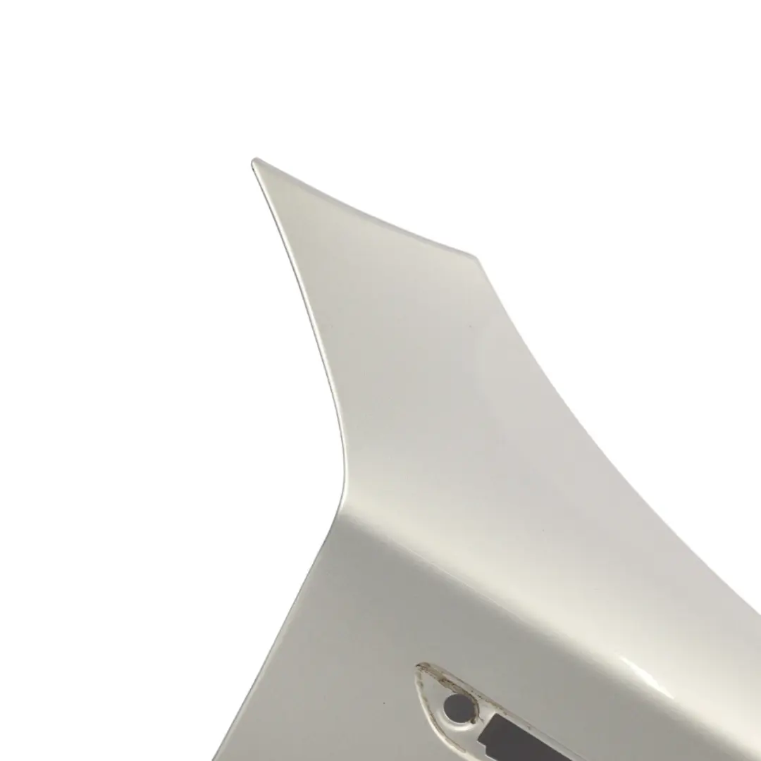 Pannello Laterale Ant. Dx Argento-Titanio Argento Metallo per BMW E81 E82 E87 E88 con numero di parte 7133228 BMW E81 E82 E87 E88 Pannello Laterale Ant. Dx Argento-Titanio Argento Metallo - SKU 7133228-TS5 - Numero di parte 7133228