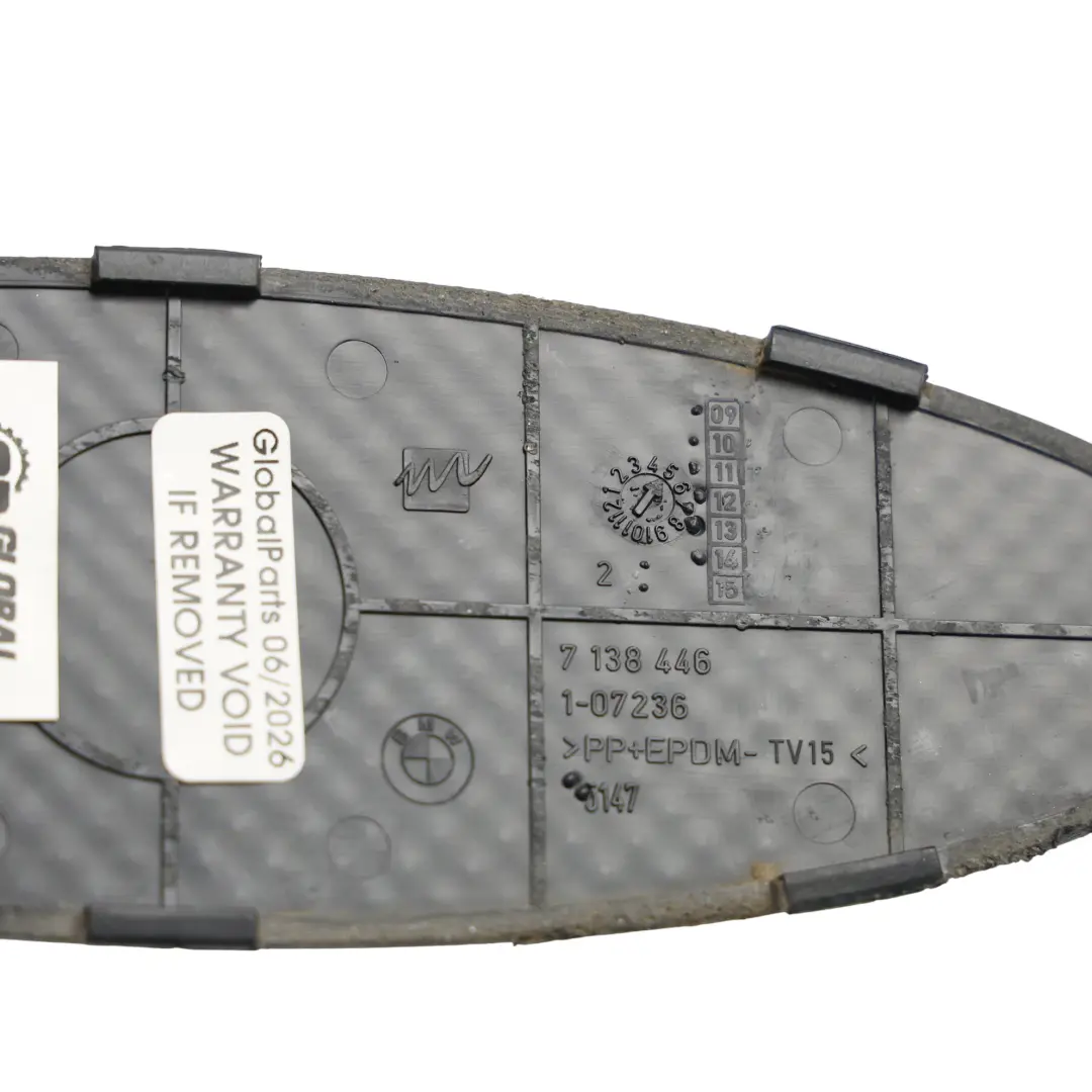 Stopnica Wkładka do Mini R56 R55 R57 R58 R59 R60 R61 F54 F56 F60 o numerze 7138446 Mini R56 R55 R57 R58 R59 R60 R61 F54 F56 F60 Stopnica Wkładka - SKU 7138446 - Numer Części 7138446