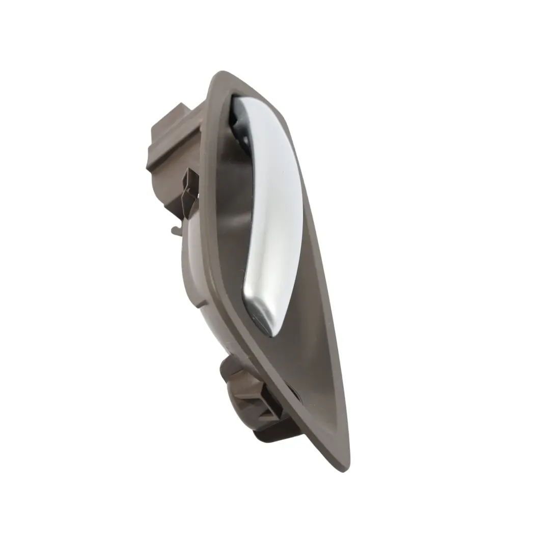 Front Interior Door Handle Right O/S Silver to BMW E87 with Part number 7147168 BMW E87 Front Interior Door Handle Right O/S Silver - SKU 7147168 - Part number 7147168