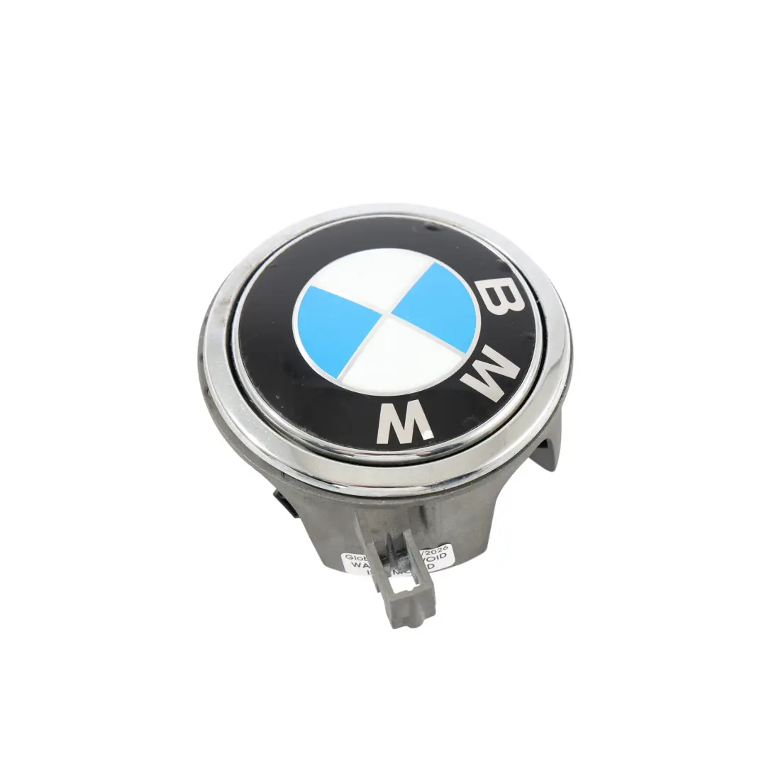 BMW E81 E87 Emblemat Klapa Bagażnika Przycisk Otwierania - SKU 7153173-3 - Numer Części 7153173