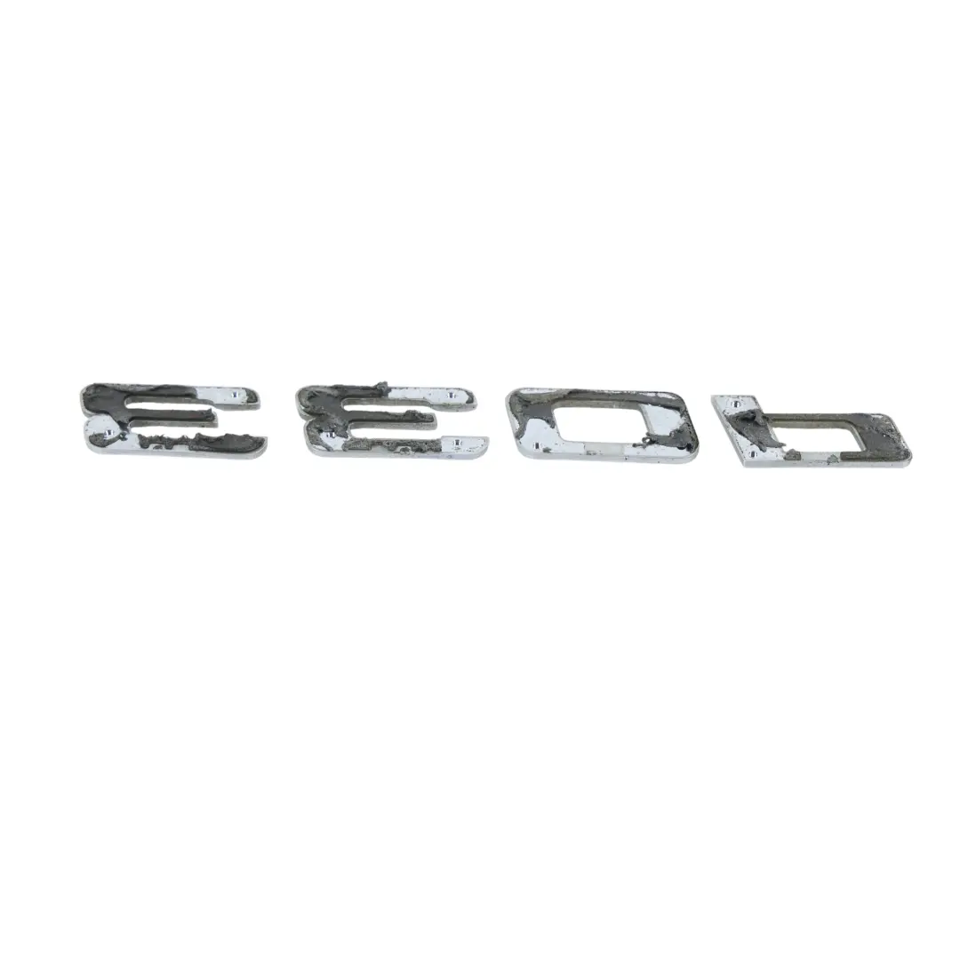 BMW E92 LCI E93 LCI Emblemat Tylnej Klapy Bagażnika Napis 330d - SKU 7166216 - Numer Części 7166216