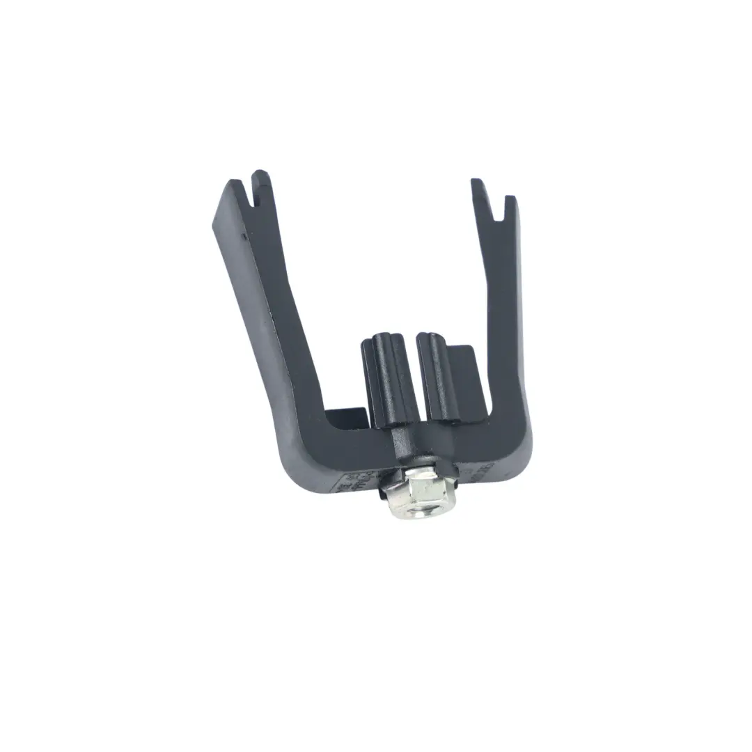 Support Fixation Feu Arrière Intérieur Droit pour BMW E92 à propos du numéro de pièce 7174414 BMW E92 Support Fixation Feu Arrière Intérieur Droit - SKU 7174414 - Numéro de pièce 7174414