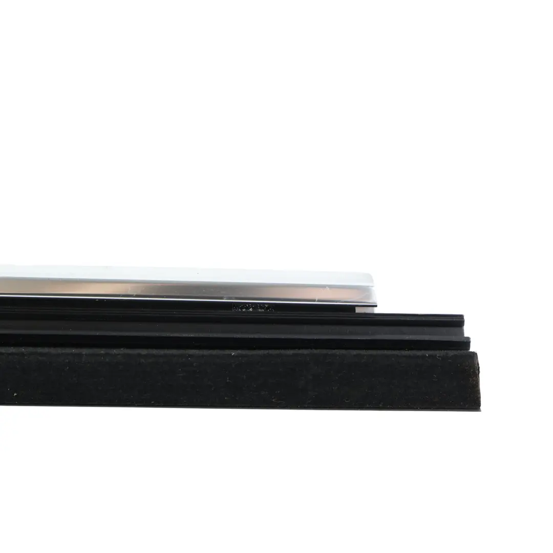 Tira Canal Ventana Interior Trasero Derecho para BMW F01 LCI F04 con número de pieza 7206450 BMW F01 LCI F04 Tira Canal Ventana Interior Trasero Derecho - SKU 7206450 - Número de pieza 7206450