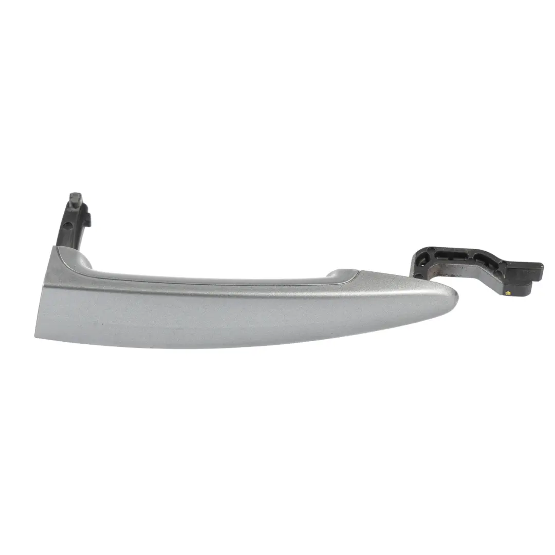 Maniglia Porta Ant Post Sinistra Spacegrau Metallic A52 per BMW E82 E90 E91 con numero di parte 7207551 BMW E82 E90 E91 Maniglia Porta Ant Post Sinistra Spacegrau Metallic A52 - SKU 7207551-SCG - Numero di parte 7207551