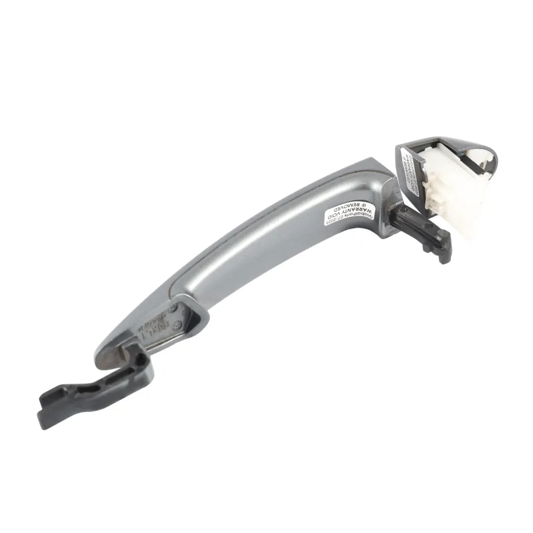 Türgriff Hinten Links Spacegrau Metallic A52 für BMW E82 E90 E91 mit Teilenummer 7207551 BMW E82 E90 E91 Türgriff Hinten Links Spacegrau Metallic A52 - SKU 7207551-SCG - Teilenummer 7207551