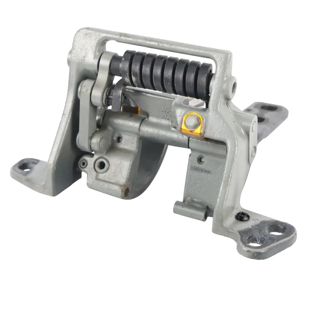 Bisagra Portón Maletero Izquierda Patagoniagruen A71 para BMW E61 con número de pieza 7210667 BMW E61 Bisagra Portón Maletero Izquierda Patagoniagruen A71 - SKU 7210667-PTG - Número de pieza 7210667
