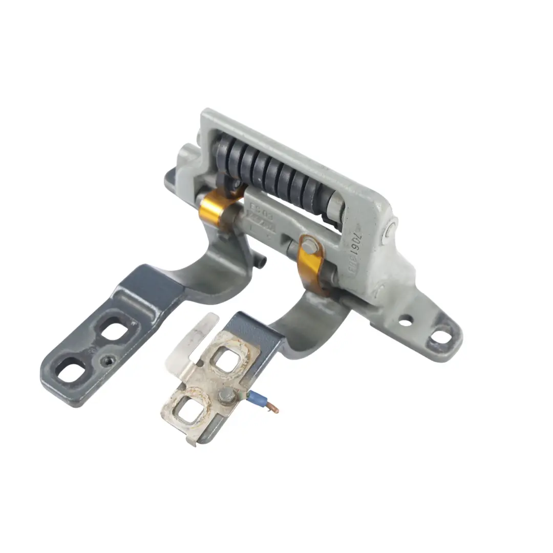 Boot Lid Tailgate Hinge Left N/S Patagoniagruen A71 to BMW E61 Tailgate with Part number 7210667 BMW E61 Tailgate Boot Lid Tailgate Hinge Left N/S Patagoniagruen A71 - SKU 7210667-PTG - Part number 7210667