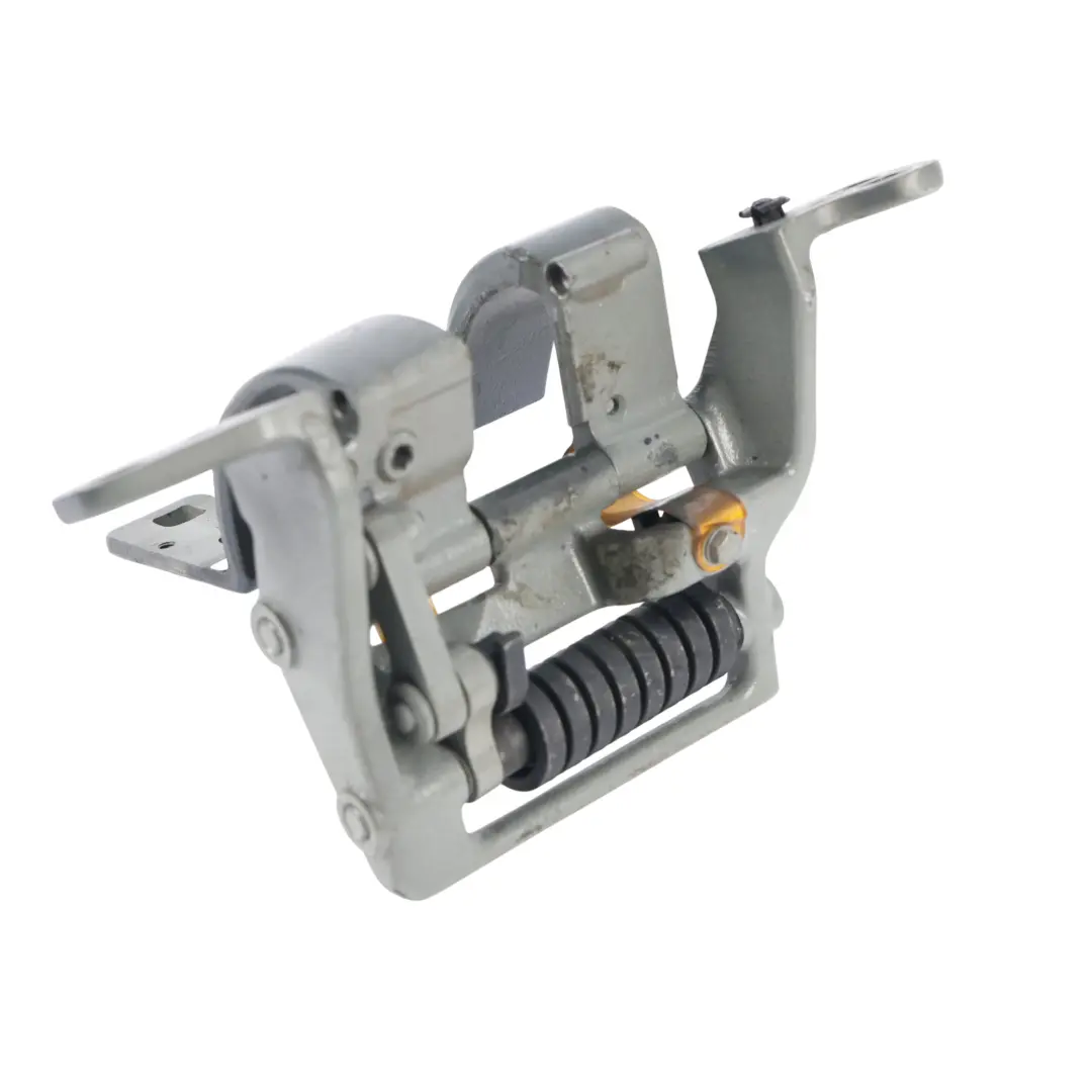 Boot Lid Tailgate Hinge Right O/S Patagoniagruen - A71 to BMW E61 Touring with Part number 7210668 BMW E61 Touring Boot Lid Tailgate Hinge Right O/S Patagoniagruen - A71 - SKU 7210668-PTG - Part number 7210668
