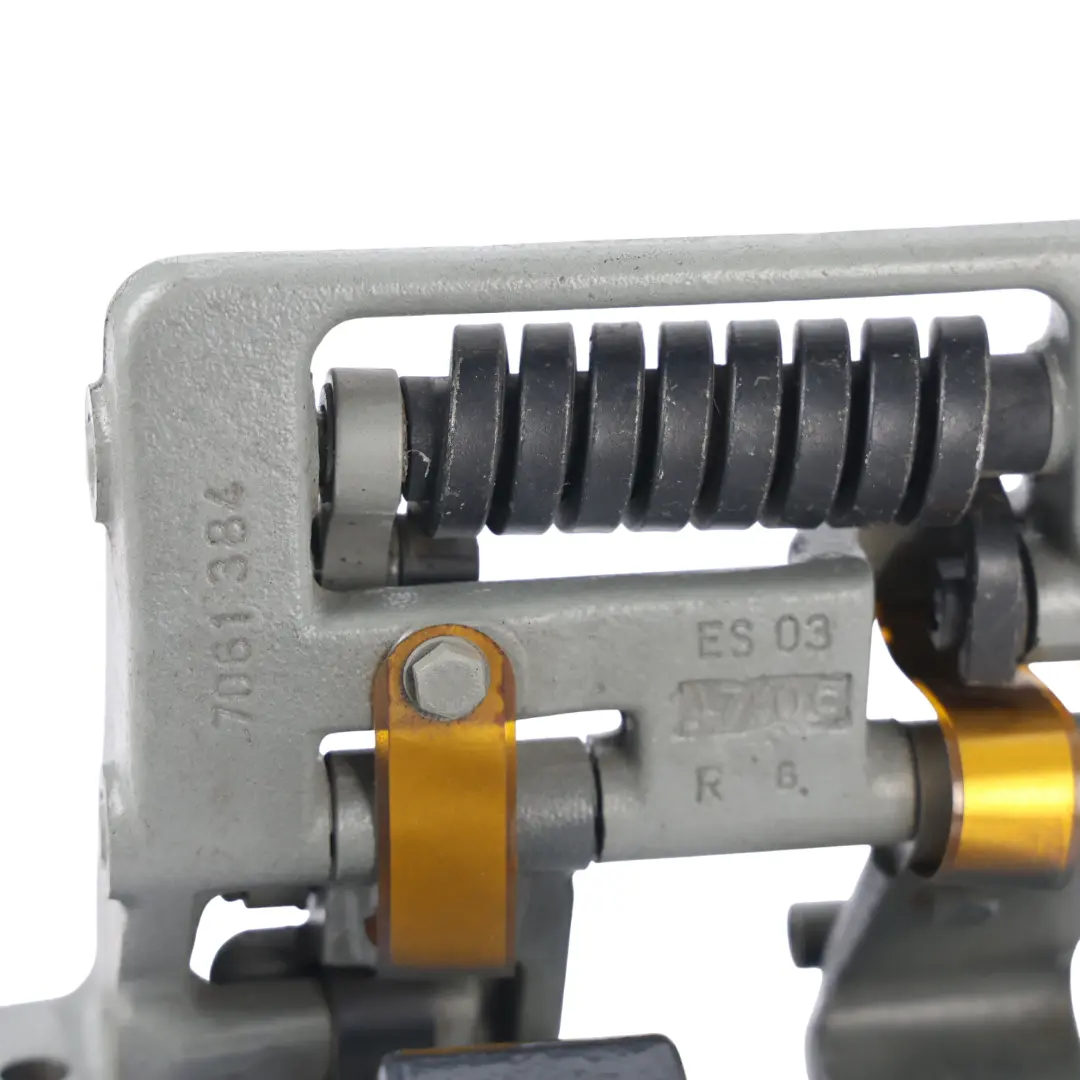 BMW E61 Touring Boot Lid Tailgate Hinge Right O/S Patagoniagruen - A71 - SKU 7210668-PTG - Part number 7210668