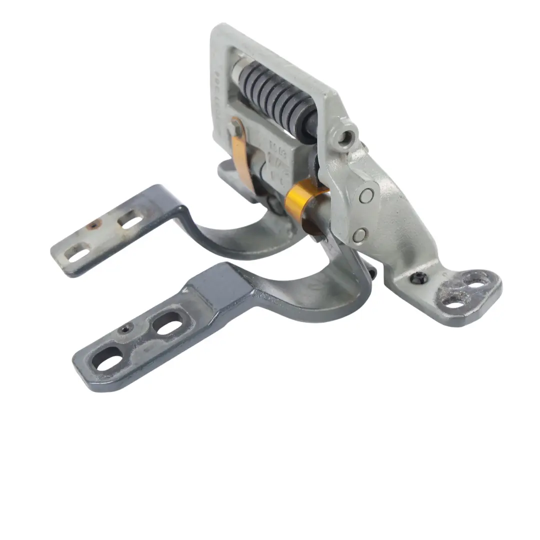 Boot Lid Tailgate Hinge Right O/S Patagoniagruen - A71 to BMW E61 Touring with Part number 7210668 BMW E61 Touring Boot Lid Tailgate Hinge Right O/S Patagoniagruen - A71 - SKU 7210668-PTG - Part number 7210668