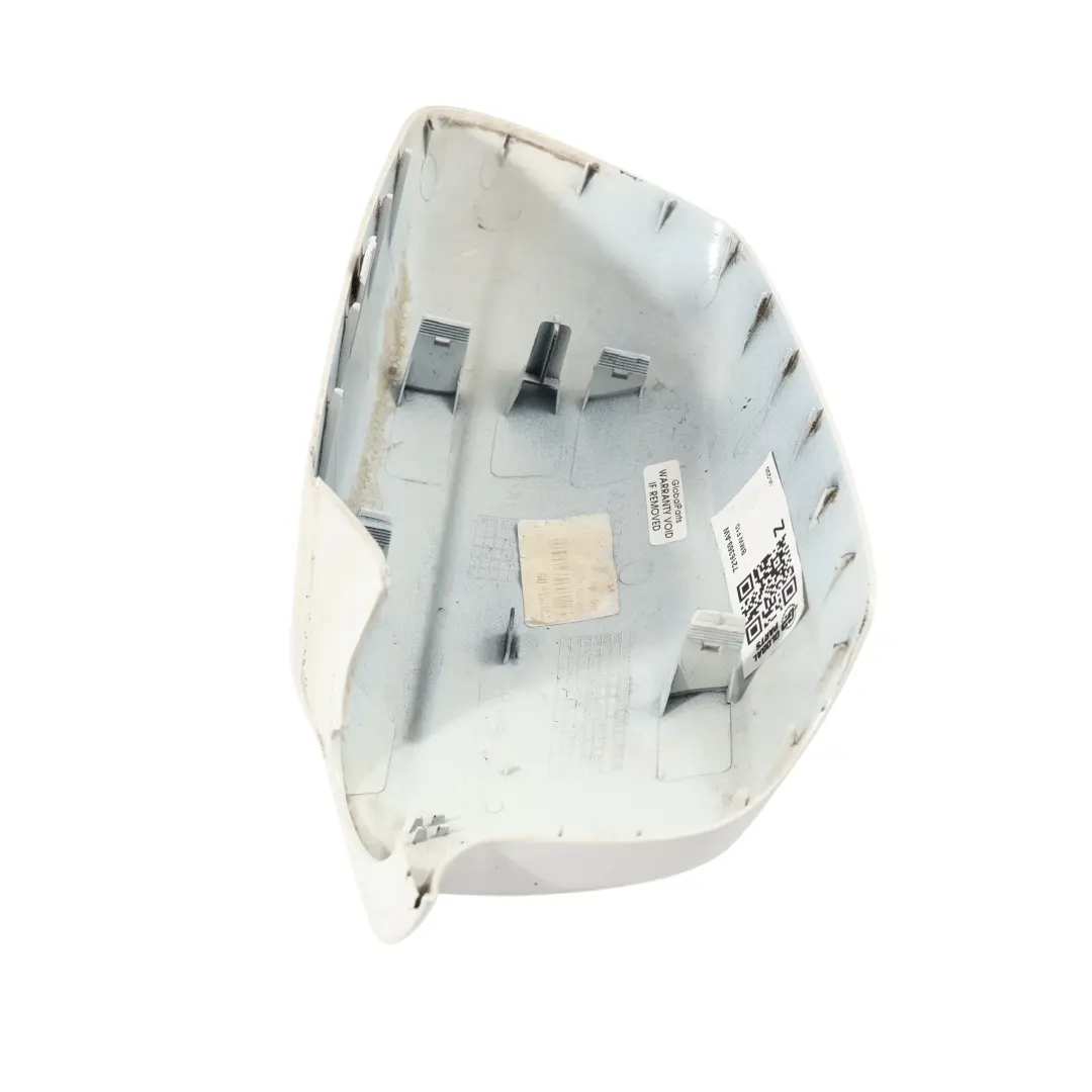 Carcasa Retrovisor Izquierdo Alpinweiss 3 300 para BMW F10 F11 con número de pieza 7216369 BMW F10 F11 Carcasa Retrovisor Izquierdo Alpinweiss 3 300 - SKU 7216369-AW - Número de pieza 7216369