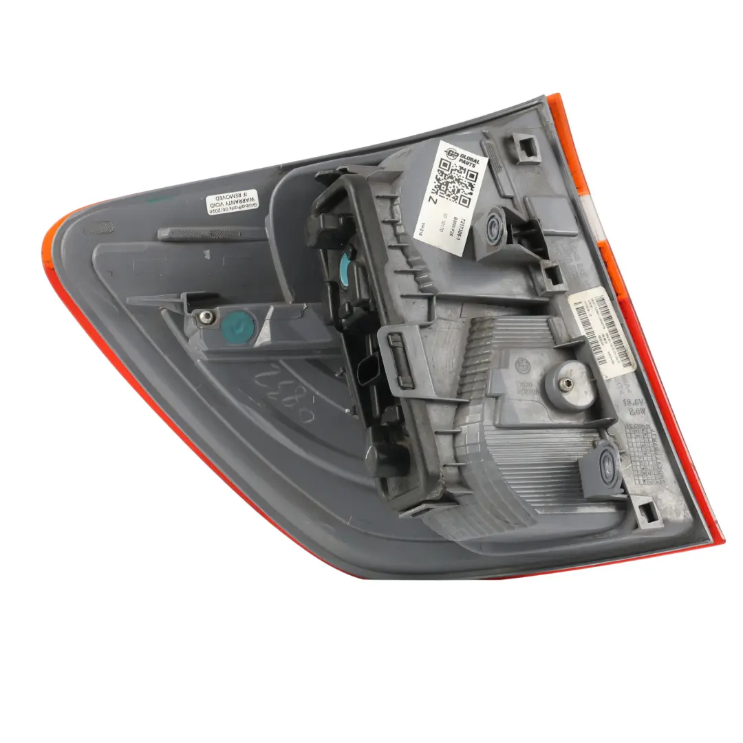 Garniture Feu Arrière Panneau Latéral Droit pour BMW X3 F25 à propos du numéro de pièce 7217306 BMW X3 F25 Garniture Feu Arrière Panneau Latéral Droit - SKU 7217306-1 - Numéro de pièce 7217306