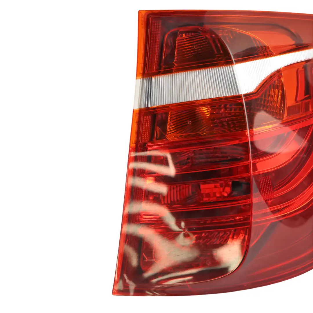 Garniture Feu Arrière Panneau Latéral Droit pour BMW X3 F25 à propos du numéro de pièce 7217306 BMW X3 F25 Garniture Feu Arrière Panneau Latéral Droit - SKU 7217306-1 - Numéro de pièce 7217306