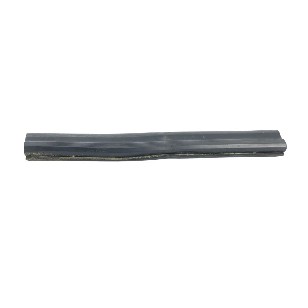 Uszczelka Maski Przednia Tylna Boczna Gumowa do BMW X3 F25 X4 F26 o numerze 7234371 BMW X3 F25 X4 F26 Uszczelka Maski Przednia Tylna Boczna Gumowa - SKU 7234371 - Numer Części 7234371