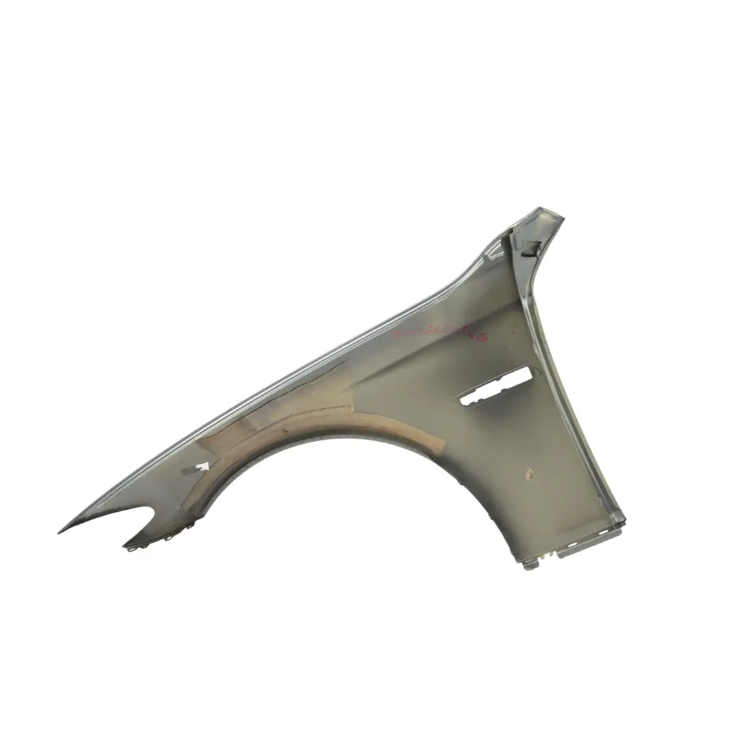 Parafango Anteriore Destro Pannello Laterale Spacegrau - A52 per BMW F10 F11 con numero di parte 7248660 BMW F10 F11 Parafango Anteriore Destro Pannello Laterale Spacegrau - A52 - SKU 7248660-SCG - Numero di parte 7248660