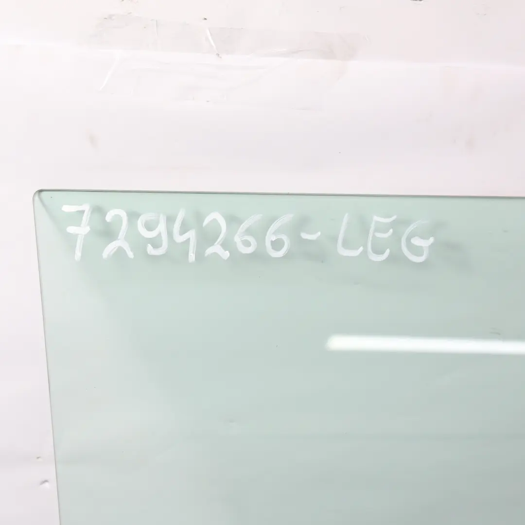 F66 Porte Avant Droite Legend Grey Metallic - C6P pour Mini à propos du numéro de pièce 7294266 Mini F66 Porte Avant Droite Legend Grey Metallic - C6P - SKU 7294266-LEG - Numéro de pièce 7294266