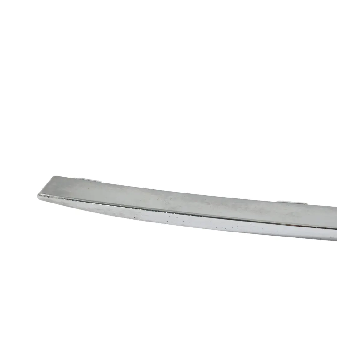Moldura Parachoques Delantero Plata Derecho para BMW F01 F02 F03 con número de pieza 7295272 BMW F01 F02 F03 Moldura Parachoques Delantero Plata Derecho - SKU 7295272 - Número de pieza 7295272