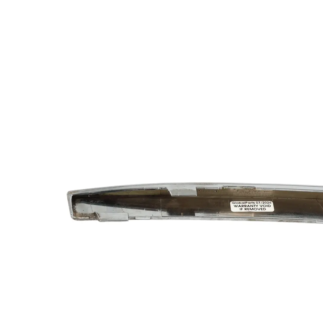 Modanatura Paraurti Anteriore Argento Destra per BMW F01 F02 F03 con numero di parte 7295272 BMW F01 F02 F03 Modanatura Paraurti Anteriore Argento Destra - SKU 7295272 - Numero di parte 7295272