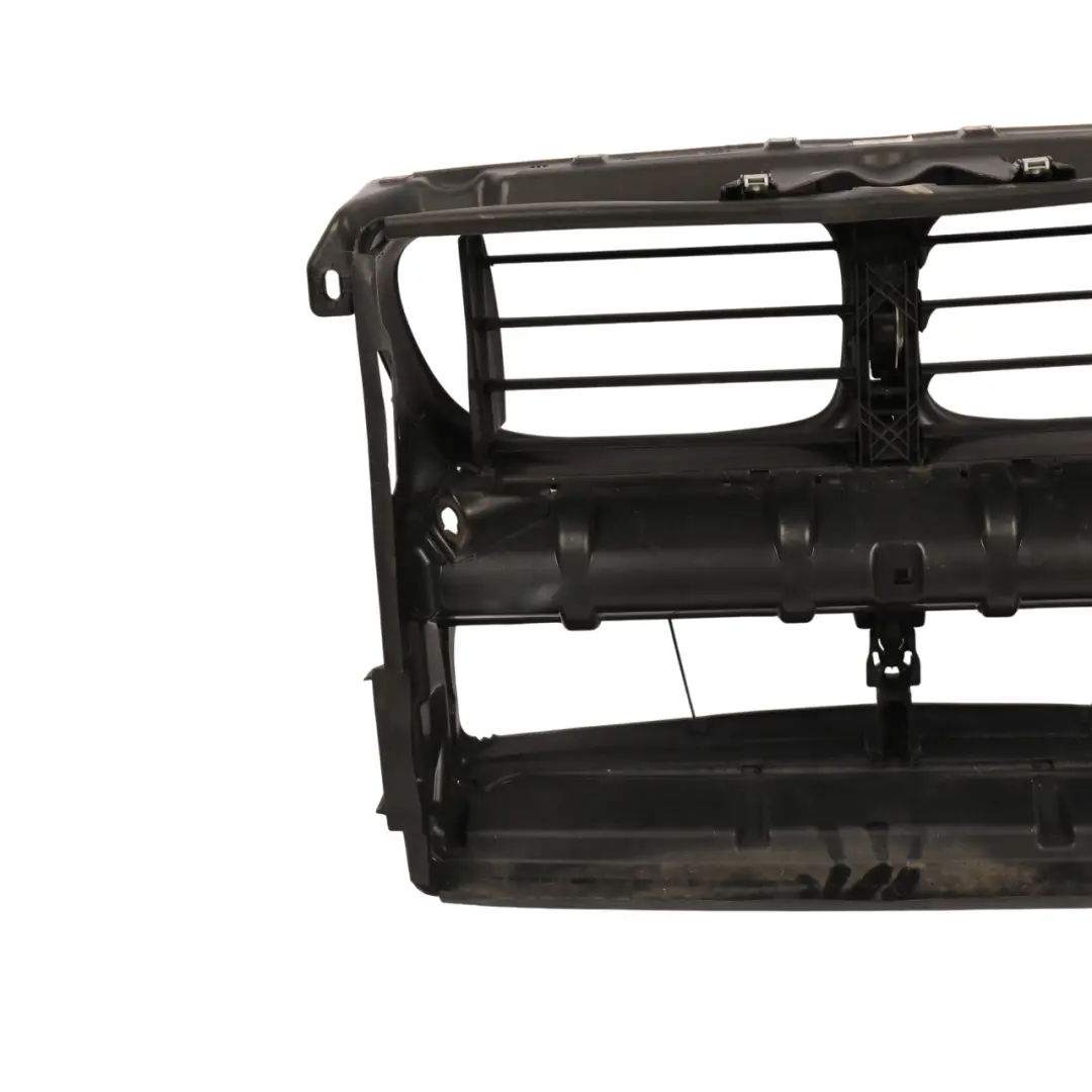 Supporto Radiatore Condotto Aria Anteriore per BMW F01 F02 LCI con numero di parte 7299069 BMW F01 F02 LCI Supporto Radiatore Condotto Aria Anteriore - SKU 7299069 - Numero di parte 7299069