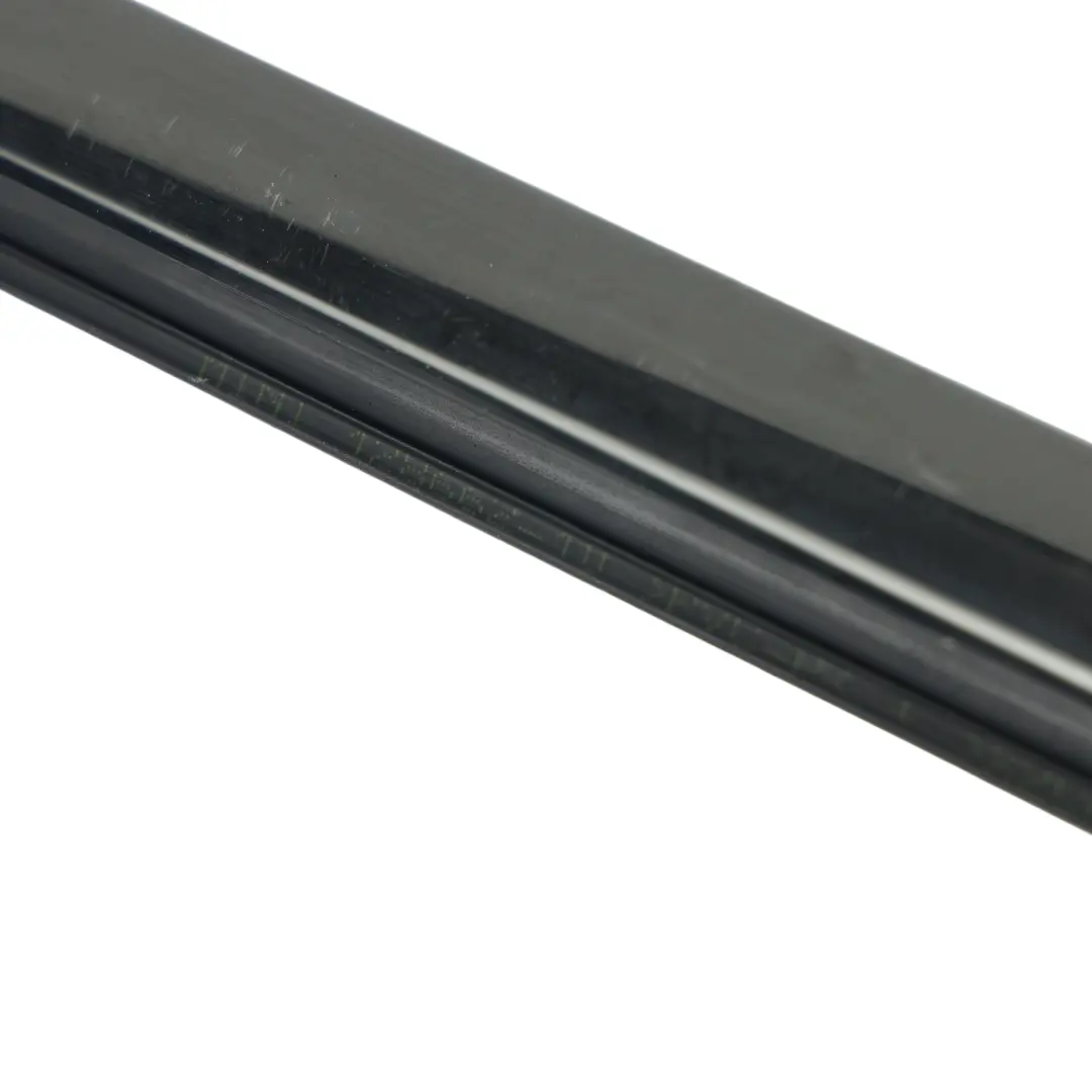 Mini F56 Guarnizione Vetro Porta Anteriore Destra Nero - SKU 7299992-1 - Numero di parte 7299992