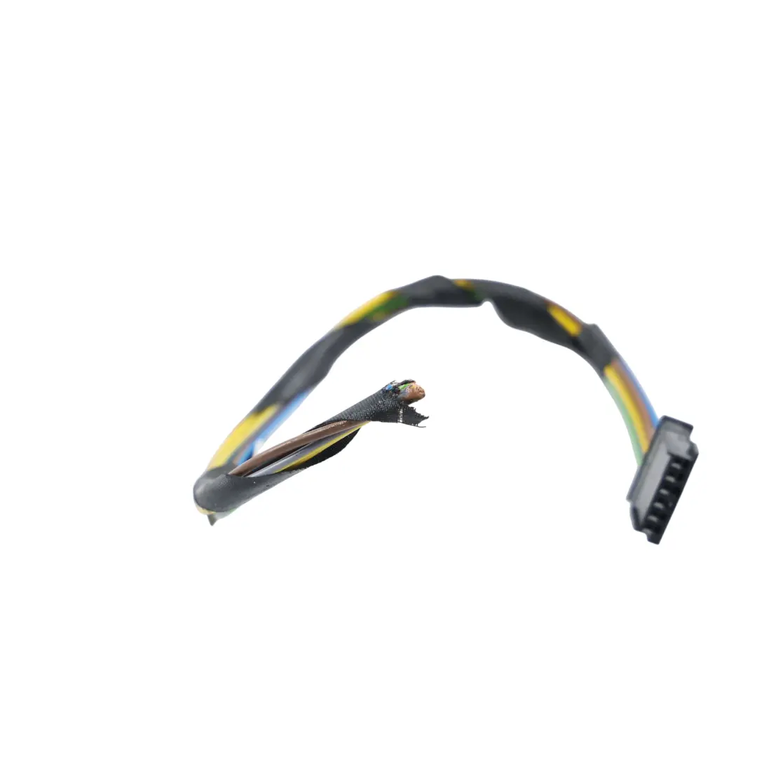 BMW F01 F02 LCI Berline Feu Arrière Panneau Latéral Droit Faisceau - SKU 7300268-2 - Numéro de pièce 7300268