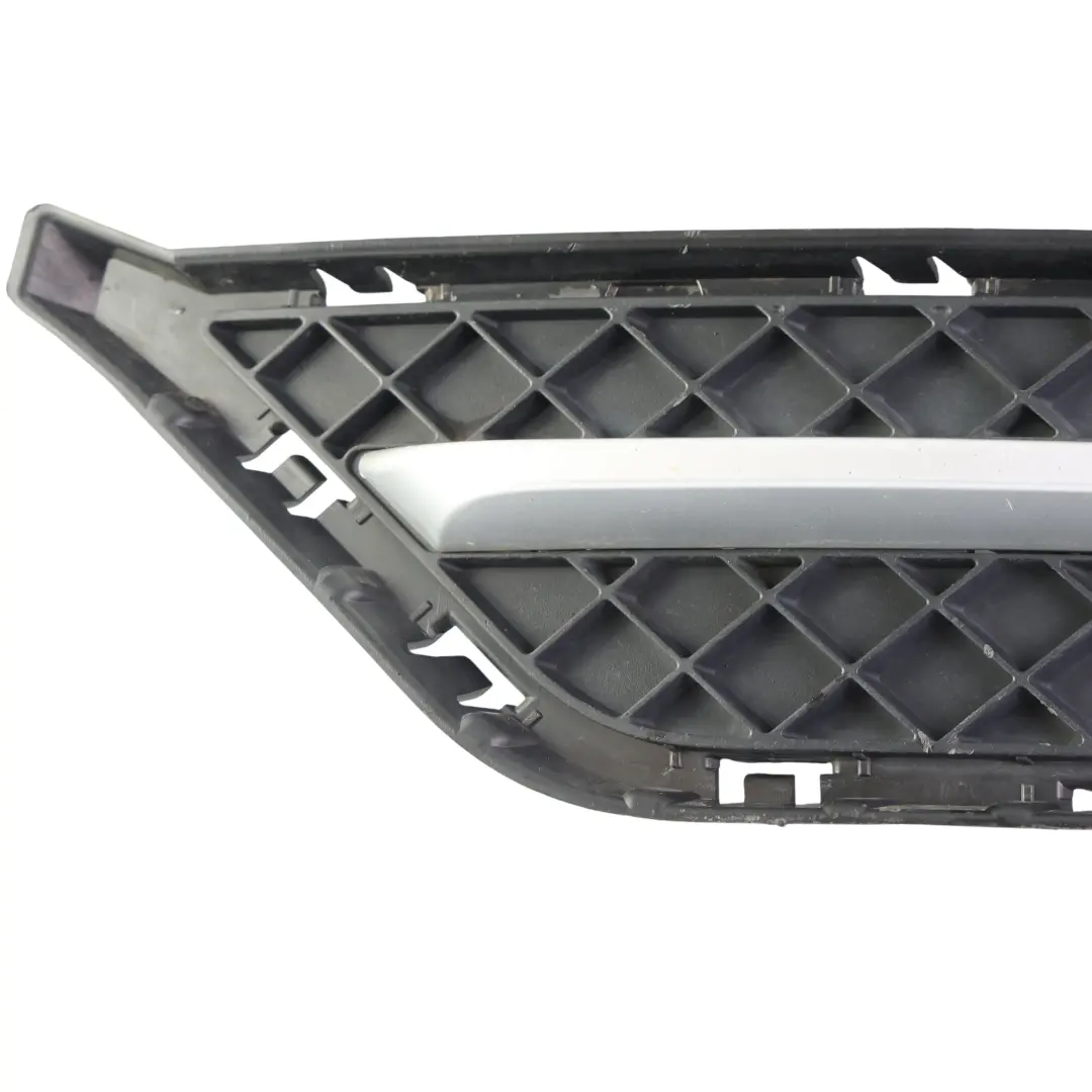 BMW X1 E84 Griglia Paraurti Anteriore Inferiore Sinistra Sport Xline - SKU 7303757-2 - Numero di parte 7303757